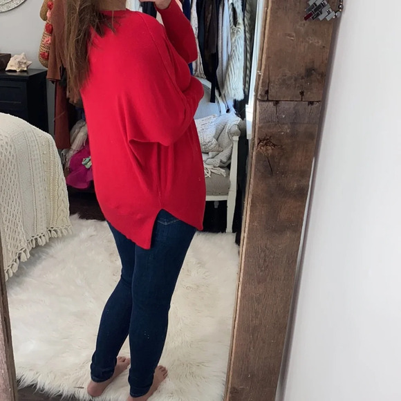 WONDERLY red sweater size medium - Picture 5 of 8